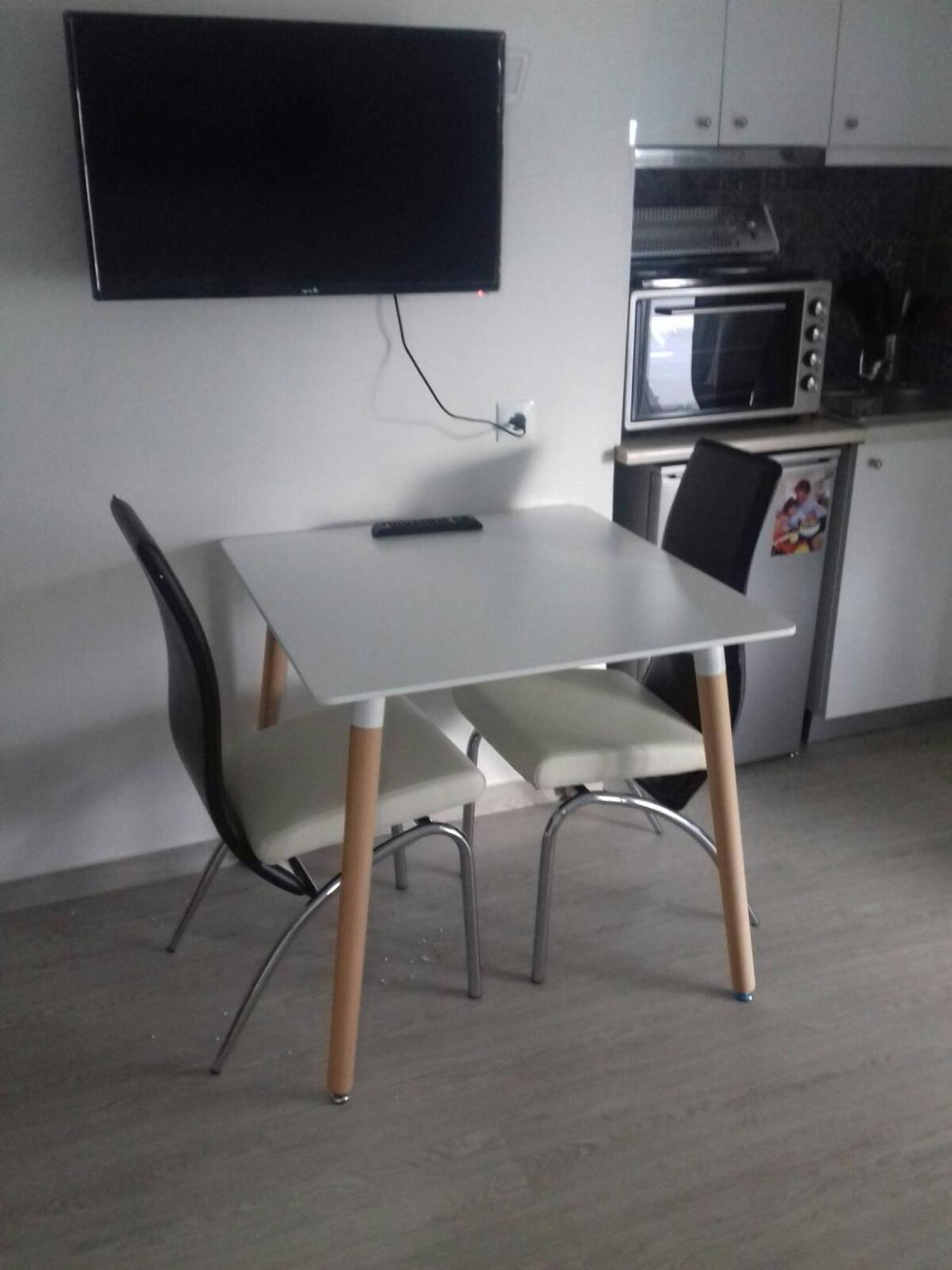 Agia Paraskevi, a cozy&minimal retire Atenas Exterior foto